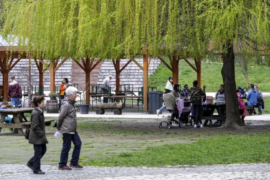 Ilustračný obrázok k článku VIZUALIZÁCIA: Na Železnej studničke sa chystajú veľké zmeny. Pribudnúť by malo aj klzisko