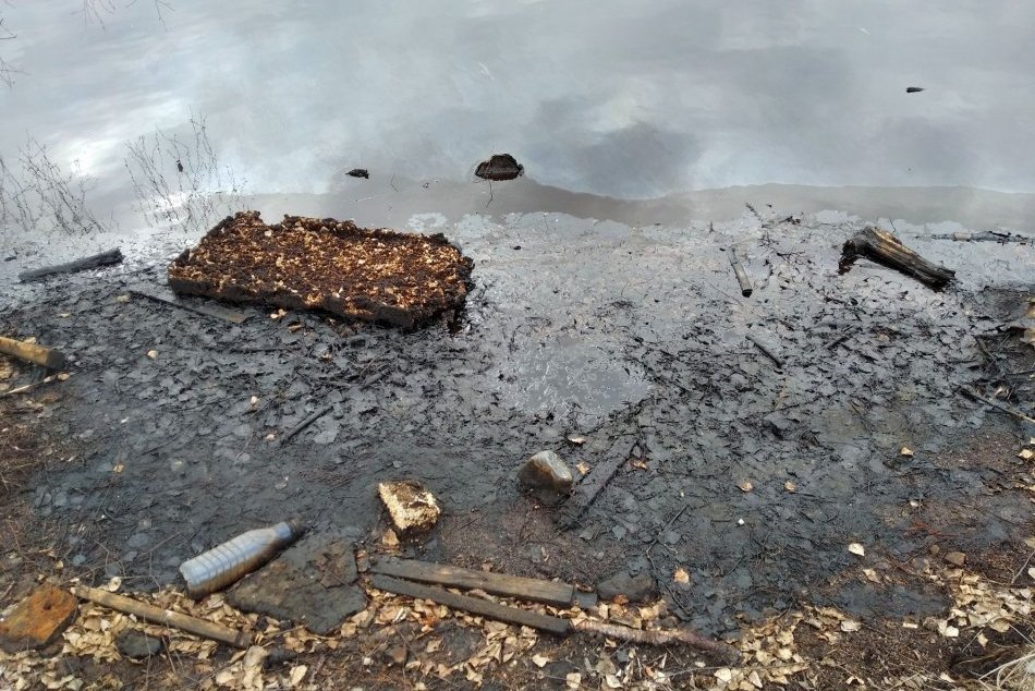 Ilustračný obrázok k článku Toxické jazerá na Horehroní sú hrozbou: Z čoho majú obavy obyvatelia Predajnej, FOTO