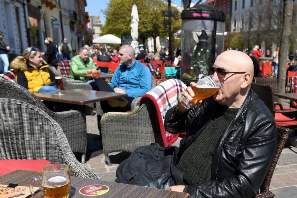 Ilustračný obrázok k článku Od pondelka nás čakajú ZMENY. Čo bude platiť pre náš okres?