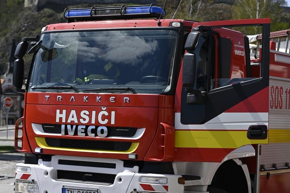 Ilustračný obrázok k článku Tragédia v trenčianskom byte: V požiarisku našli telo bez známok života