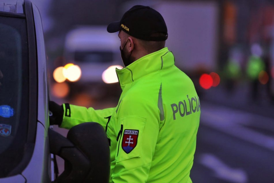 Ilustračný obrázok k článku POLEPŠILI sa?! Policajti nachytali v minulom týždni menej šoférov "pod parou"