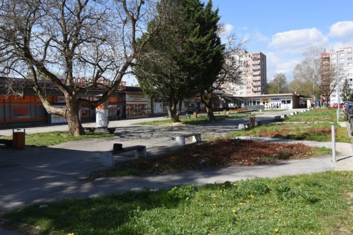 Ilustračný obrázok k článku Námestie na Sihoti sa začalo meniť: Spojí sa história s modernou, VIZUALIZÁCIE