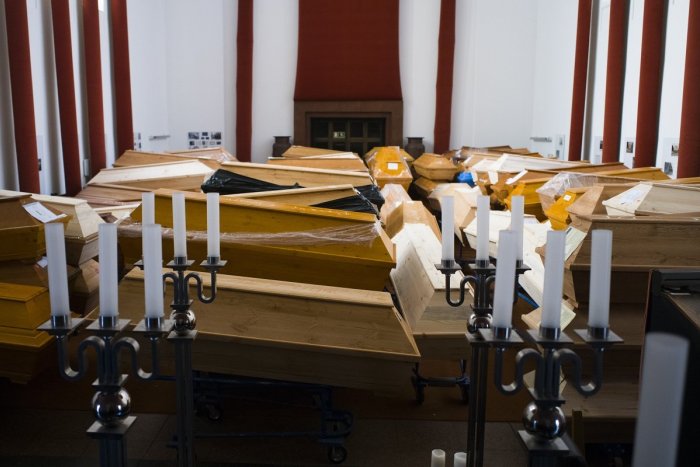 Ilustračný obrázok k článku Slováci ZOMIERAJÚ viac ako predtým: Najhoršia situácia bola v Trenčianskom kraji