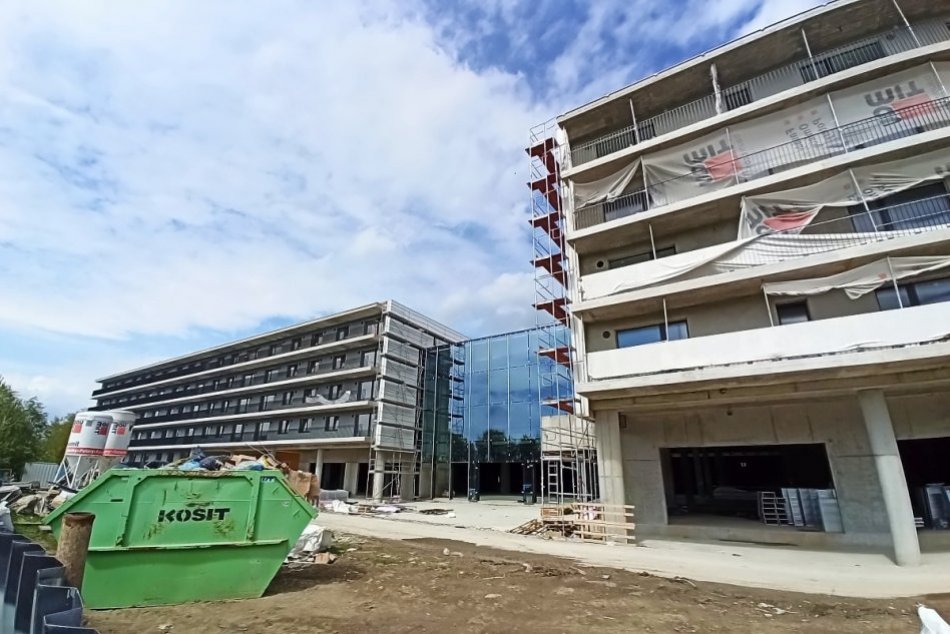 Ilustračný obrázok k článku Living park pri rieke tento rok nedokončia: TERMÍN dostavby sa posúva, FOTO