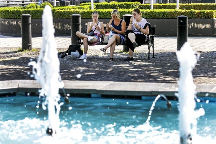 Ilustračný obrázok k článku Pandemická predpoveď: TEŠTE sa, čaká nás krásne leto s MINIMOM obmedzení!