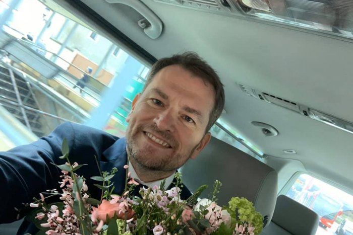 Ilustračný obrázok k článku Dostal Sputnik k NARODENINÁM? Matovič má 48 rokov: Tešte sa, ktorí sa tešiť chcete!