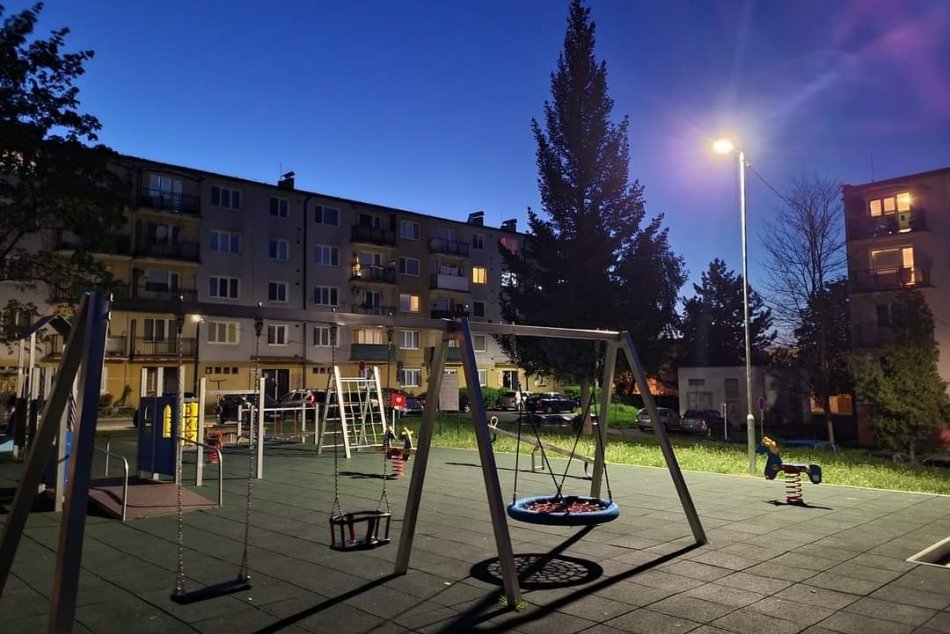 Ilustračný obrázok k článku Lučenec čaká veľké šetrenie energiami: Týka sa aj osvetlenia či prevádzky divadla