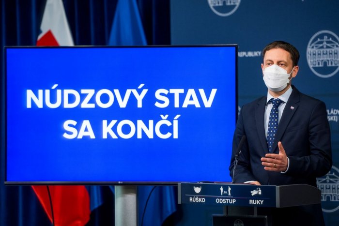 Ilustračný obrázok k článku Núdzový stav sa končí: Po deviatej večer môžeme ísť VON a je dovolené sa zhromažďovať!