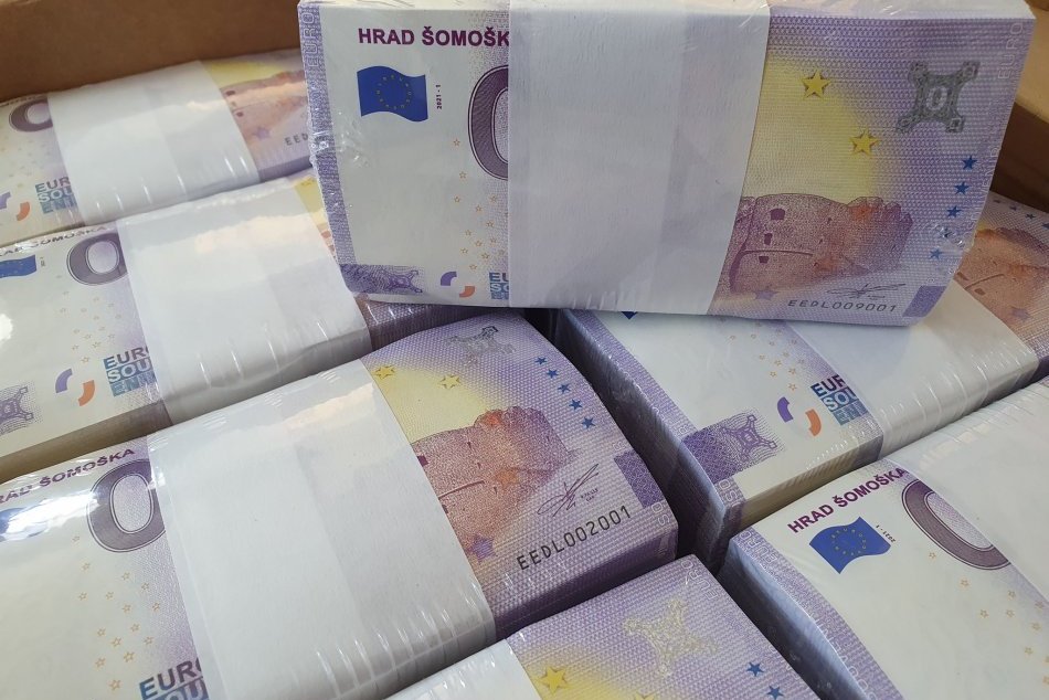 Ilustračný obrázok k článku Do predaja idú unikátne bankovky: Nesú na sebe pýchy Novohradu, FOTO