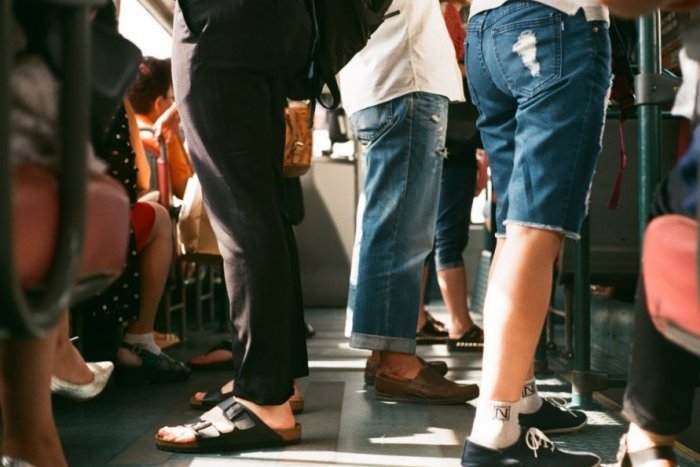 Ilustračný obrázok k článku Končí vám platnosť karty na bezplatnú prepravu v MHD? Brezňania, máme dobrú správu