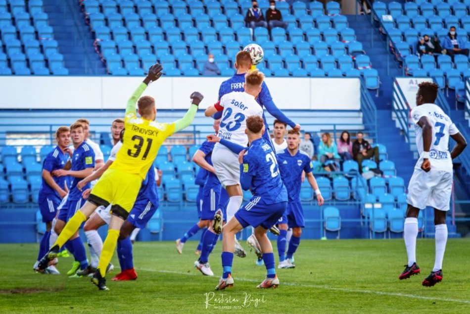 Ilustračný obrázok k článku Nitra hostila Michalovce: So súťažou sa rozlúčila vysokou prehrou, FOTO