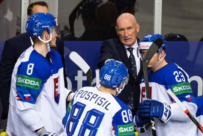 Ilustračný obrázok k článku Slová kouča hokejovej reprezentácie hovoria za všetko: Som na celý tím HRDÝ