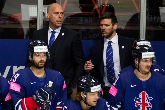 Ilustračný obrázok k článku SVET O SLOVENSKU: Briti aj napriek prehre so Slovákmi vytrubovali: Sme silnejší!