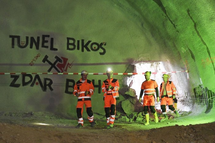 Ilustračný obrázok k článku Je to tu! Tunel Bikoš už prerazili, prvé zábery na FOTO a VIDEU