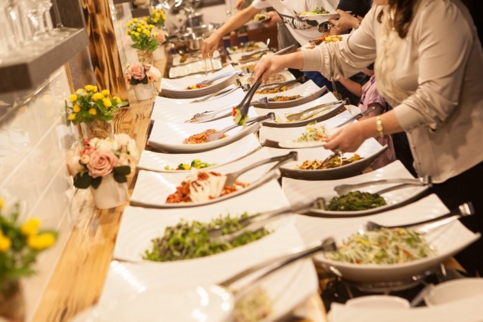 Ilustračný obrázok k článku Turisti v Turecku plytvajú jedlom, hľadá sa riešenie: Skončí ALL INCLUSIVE ako ho poznáme?