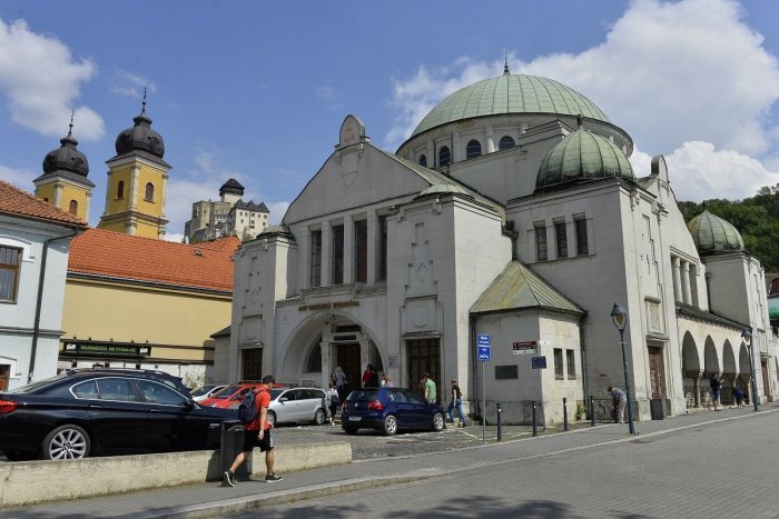 Ilustračný obrázok k článku Trenčiansku synagógu čaká rekonštrukcia: Čo tam bude sídliť?