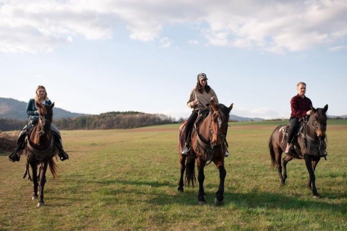 Ilustračný obrázok k článku Barbora Piešová zaujala hitom: Ukázala v ňom Prievidzu a okolie, VIDEO