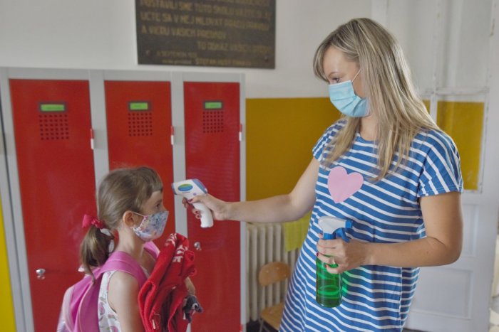 Ilustračný obrázok k článku Kto bude učiť naše deti? Učitelia sú vyčerpaní, vystresovaní a slabo platení