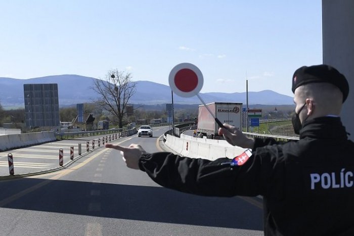 Ilustračný obrázok k článku Ste zaočkovaní? Je tu NOVINKA k cestovaniu medzi Slovenskom a naším susedom!