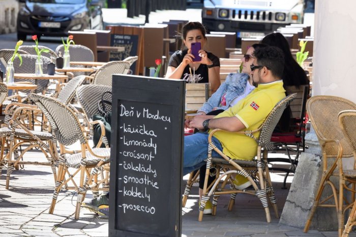 Ilustračný obrázok k článku Aj v PONDELOK bude nový COVID automat: Pribudlo viac ZELENÝCH okresov! Ako je na tom váš?