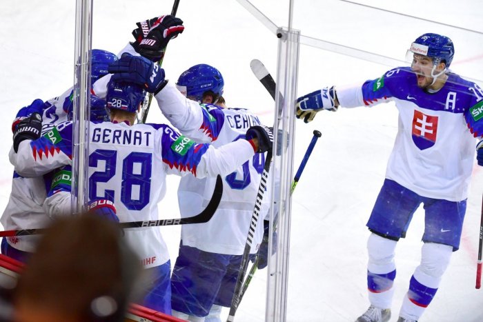 Ilustračný obrázok k článku Mladíkovi otvoril šampionát dvere do NHL: Presadí sa 18-ročný talent v zámorí?