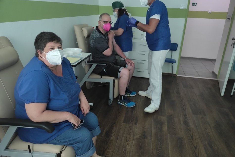 Ilustračný obrázok k článku Očkovanie Sputnikom: Záujem o ruskú vakcínu v Trenčianskom kraji prekvapil, FOTO