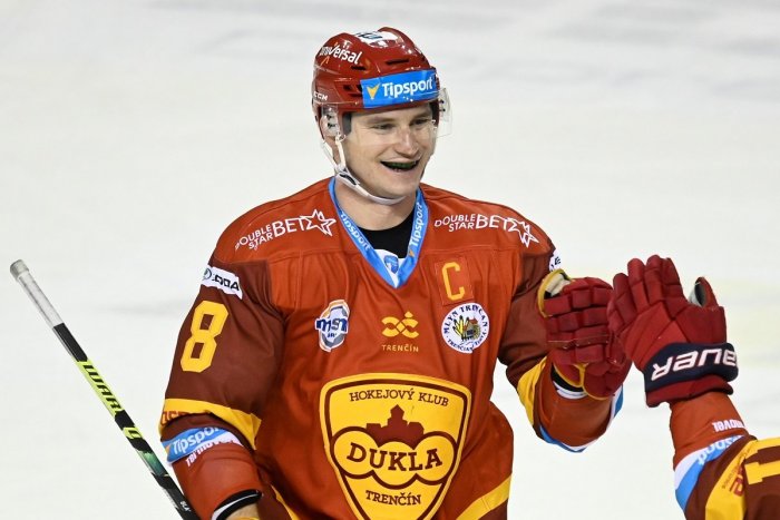 Ilustračný obrázok k článku Dukla prišla o zlého muža: Keby vedel, odišiel by z Trenčína už skôr