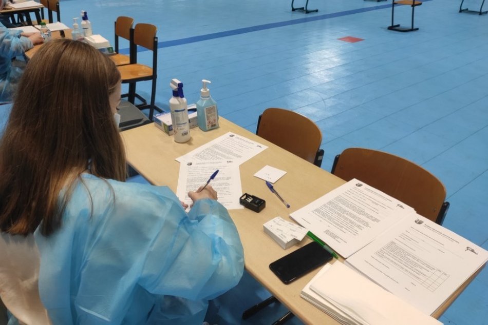 Ilustračný obrázok k článku Po túto vakcínu si prišlo viac ako 8 000 ľudí: DOKLADY, ktoré treba pri očkovaní