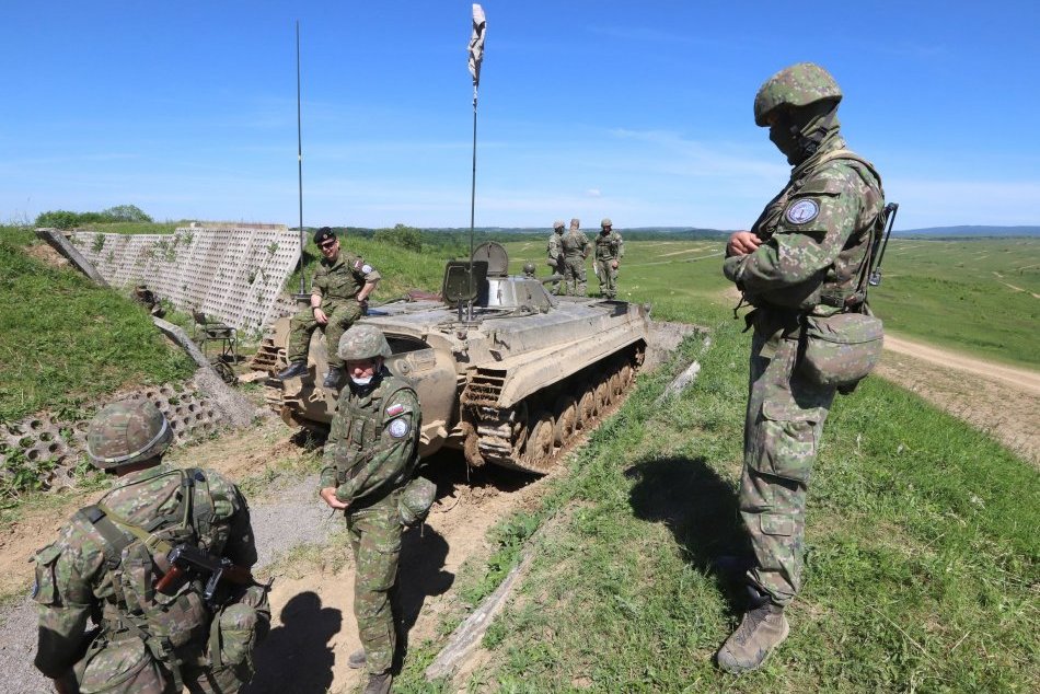 Ilustračný obrázok k článku Naď o cvičení na Lešti: My tu máme techniku, ktorá má v niektorých prípadoch aj 40 rokov