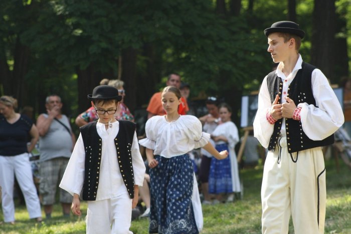 Ilustračný obrázok k článku Hornonitrianske folklórne slávnosti sa blížia: Pripravili bohatý PROGRAM