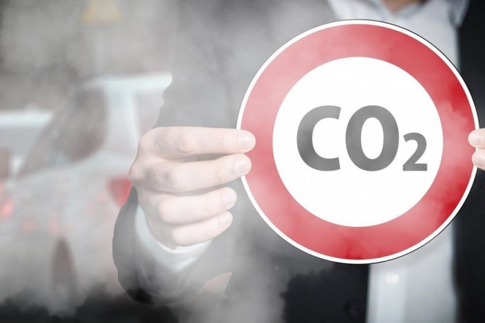 Ilustračný obrázok k článku Ministerka u susedov má odvážne ambície: KONIEC áut so spaľovacími motormi UŽ v roku 2027?!