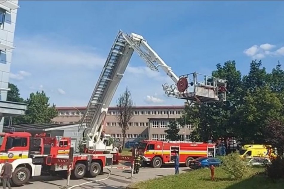 Ilustračný obrázok k článku V košickej nemocnici vypukol požiar: Museli evakuovať desiatky pacientov! FOTO