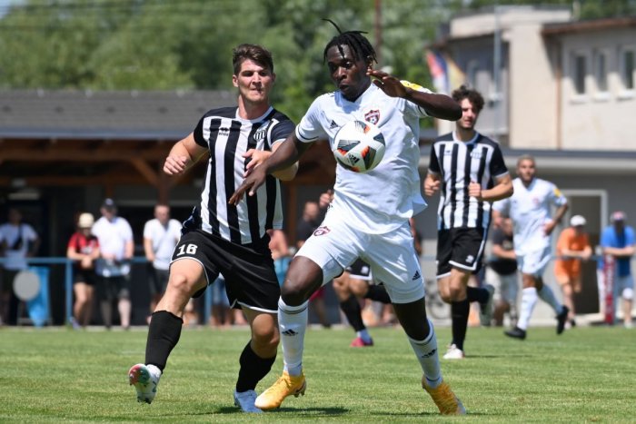 Ilustračný obrázok k článku Spartak vykročil do prípravy parádne: V pekelnej horúčave rozstrieľal Petržalku! FOTO