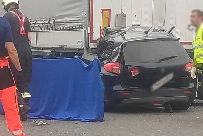 Ilustračný obrázok k článku Hrozivá nehoda na diaľnici: Kamión sa zrazil s osobným autom