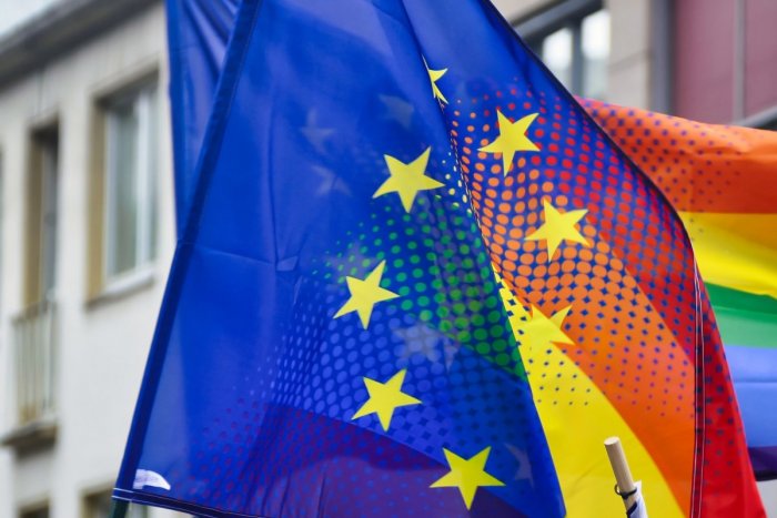 Ilustračný obrázok k článku TRINÁSŤ štátov EÚ má pre Maďarov odkaz: Zákonom o LGBTIQ porušujete základné právo!
