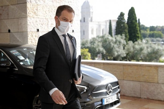 Ilustračný obrázok k článku Matovič: Prídeme o 900 miliónov eur z plánu obnovy. Je to TREST za úspech!