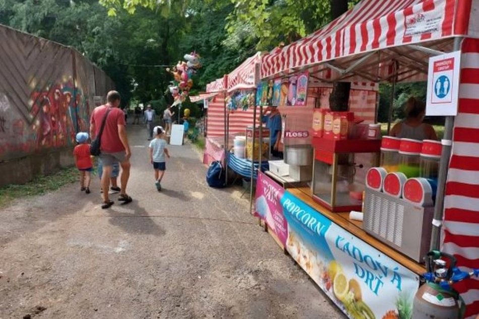 Ilustračný obrázok k článku Amfiteátrom sa ozýval detský smiech: Zlaté Moravce si užili Rozprávkový deň, FOTO