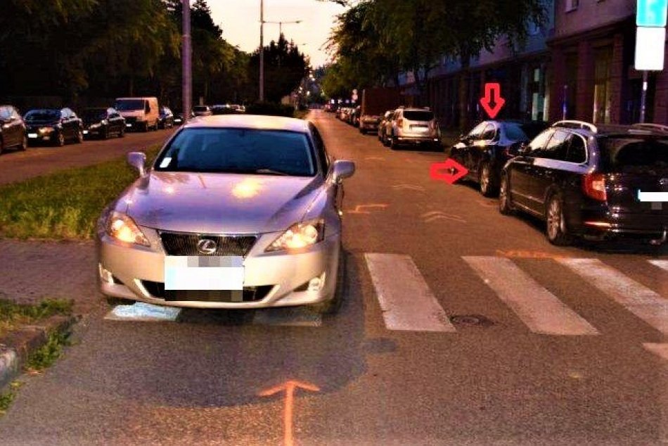 Ilustračný obrázok k článku Opitý vodič v protismere zbadal políciu: Jeho skrat situáciu len zhoršil, FOTO