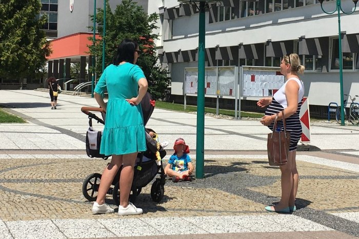 Ilustračný obrázok k článku Považská Bystrica a okolie môže začať žiť naplno: Od vlády sme dostali ZELENÚ