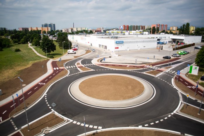 Ilustračný obrázok k článku VIDELI ste už nový kruhový objazd v Trnave? TAKTO vyzerá po dokončení!