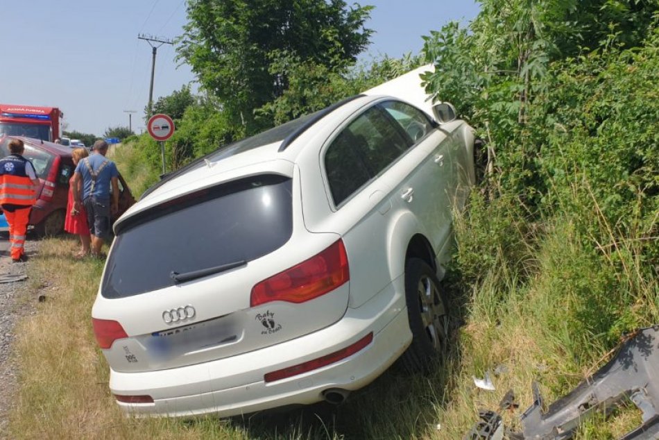 Ilustračný obrázok k článku Tragédia neďaleko Nitry: Pri dopravnej nehode zomrel človek, ďalší sa zranili