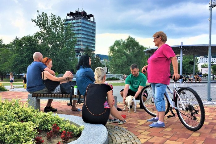 Ilustračný obrázok k článku Považskobystrický okres sa v COVID automate prepína: PRAVIDLÁ pre zelenú farbu