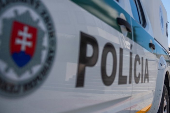 Ilustračný obrázok k článku Jazda dôchodcu na babete zrejme neskončila podľa jeho predstáv: Ocitol sa v cele