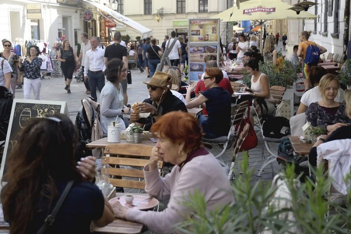 Ilustračný obrázok k článku Turisti si opäť našli cestu do Bratislavy: TOTO sa im v meste páči NAJVIAC