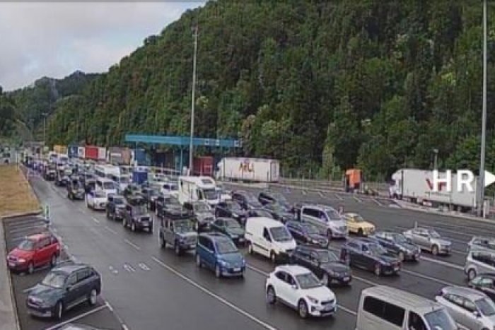 Ilustračný obrázok k článku Komplikácie na ceste do Chorvátska! Dovolenkári uviazli v kolónach