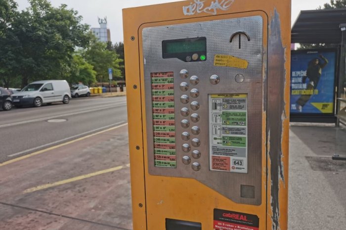 Ilustračný obrázok k článku Od dnes bratislavskou MHD cestujeme DRAHŠIE: 15-minútový lístok sa už kúpiť nedá