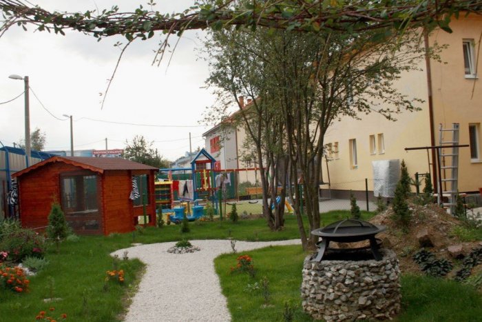 Ilustračný obrázok k článku Prievidzská Harmónia pomohla dospelým i deťom: Aký mali rok?