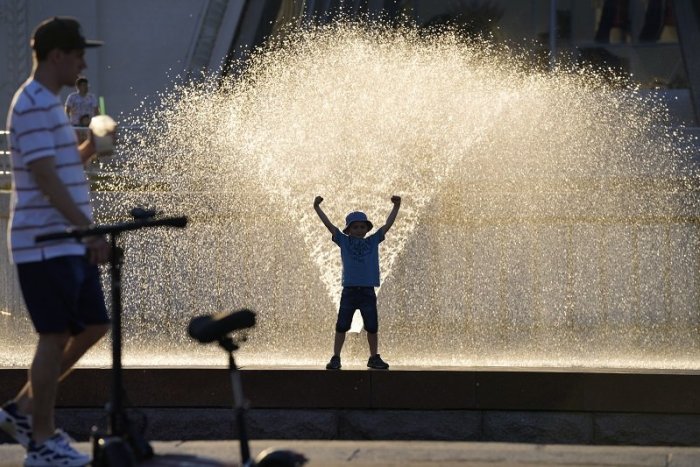 Ilustračný obrázok k článku Opäť udrú EXTRÉMY: Rúti sa k nám vlna tropických horúčav. TOTO bude najhorúcejší deň!