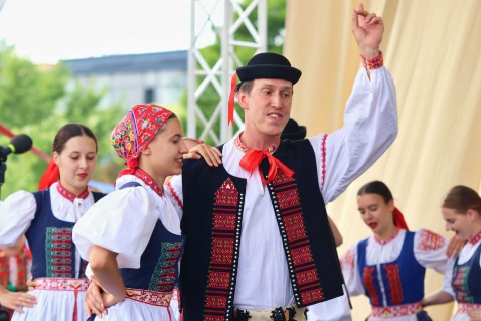 Ilustračný obrázok k článku Počas leta bude v Trnave veselo: Prichádzajú nedeľné koncerty na amfiteátri