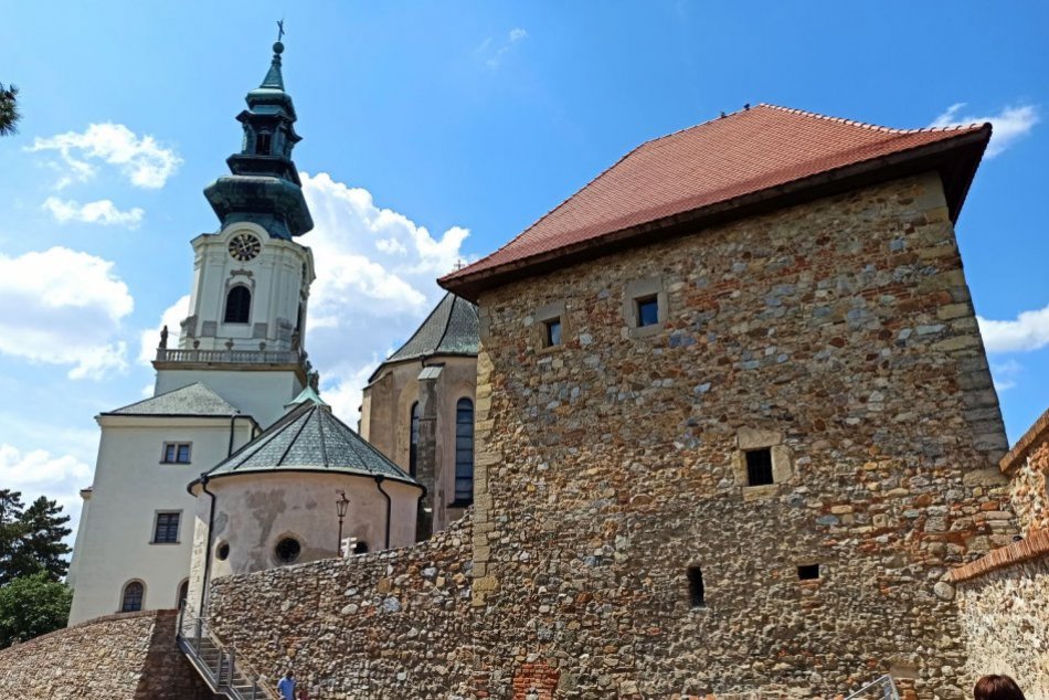 Ilustračný obrázok k článku Chystáte sa na Nitriansky hrad? Pozor na zmenu otváracích hodín + VSTUPNÉ